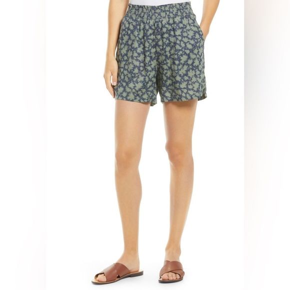 Caslon Pants - CASLON Women's Elastic Waist Shorts Green Navy Ikat Tencel, NWT, Small